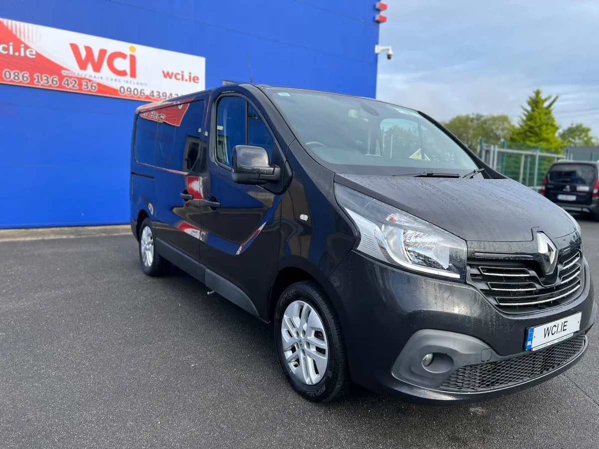 Wheelchair Accessible Renault Trafic 2016 - Image 3