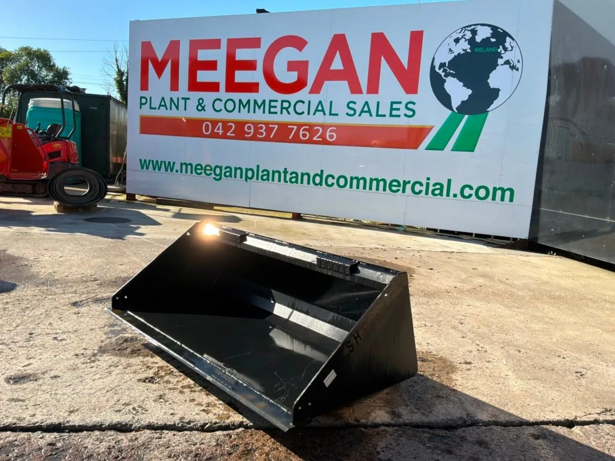 Unused 66"  Skid steer / Bobcat loader bucket....S - Image 2