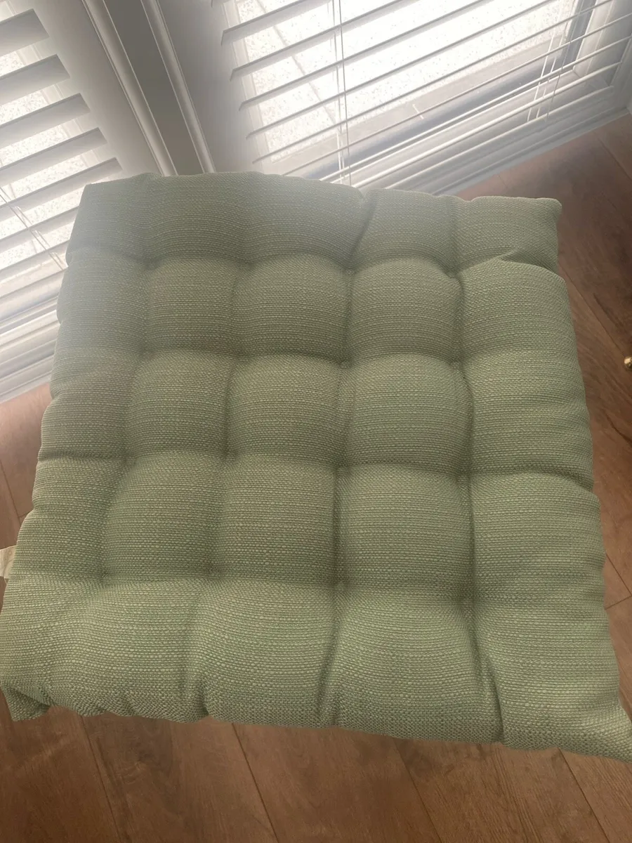 Chair seat pads - Image 1