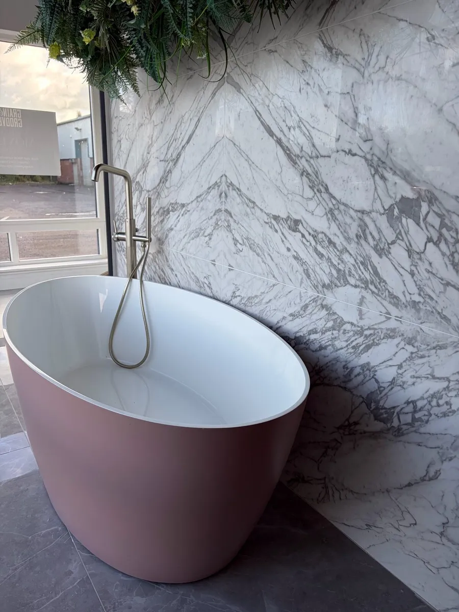 Bath - Image 2