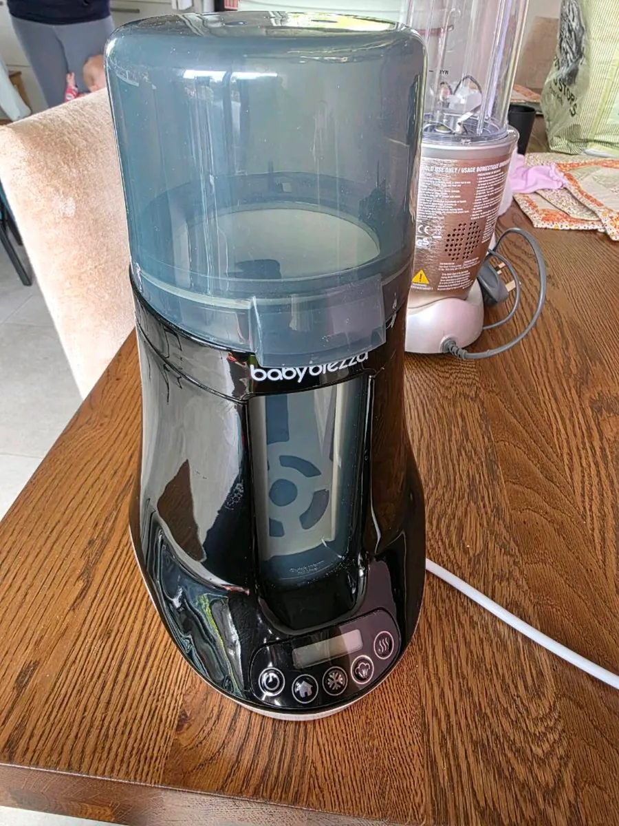 Baby Brezza Bottle warmer - Image 3