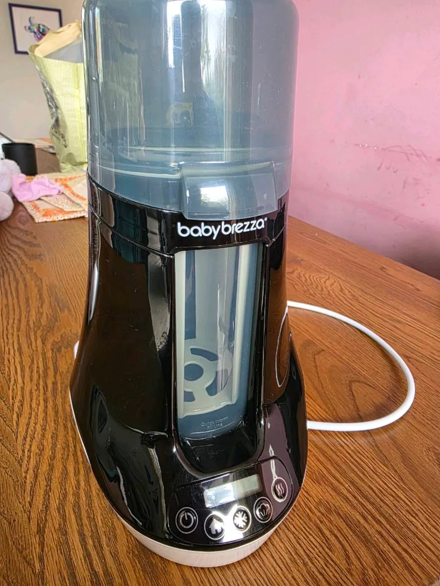 Baby Brezza Bottle warmer - Image 1