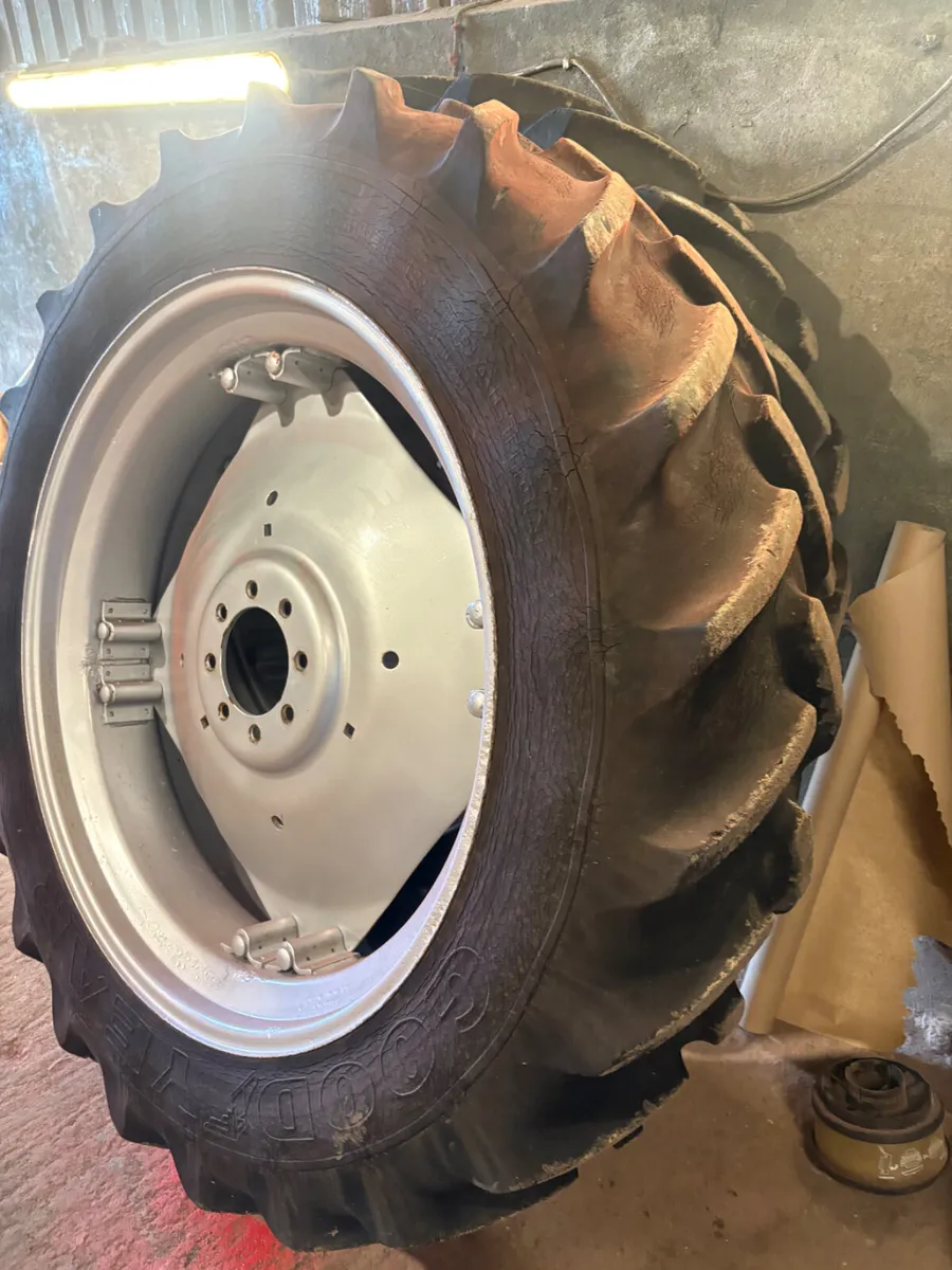 Tractor wheels - Image 4