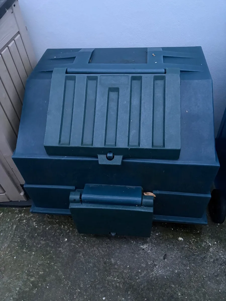 coal storage unit outdoor - Image 2
