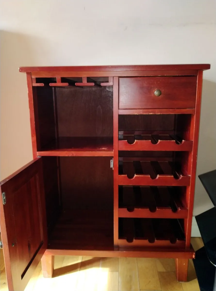 Wine rack and TV stand - Image 3