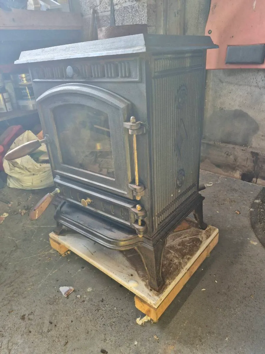 Wood burning stove - Image 4