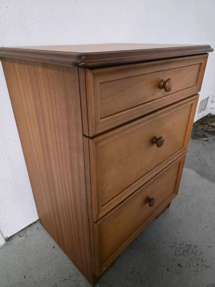 Rossmore furniture vintage bed side unit - Image 2