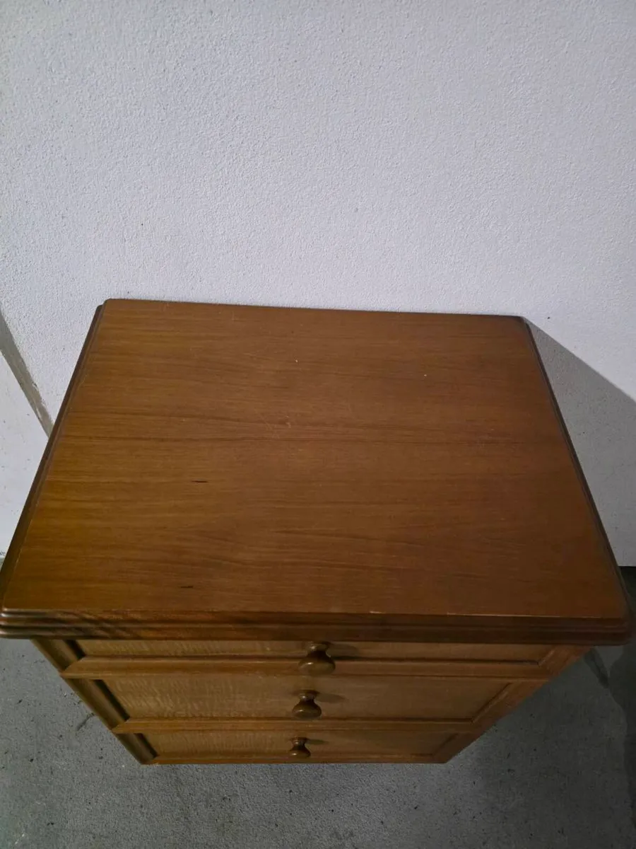 Rossmore furniture vintage bed side unit - Image 4
