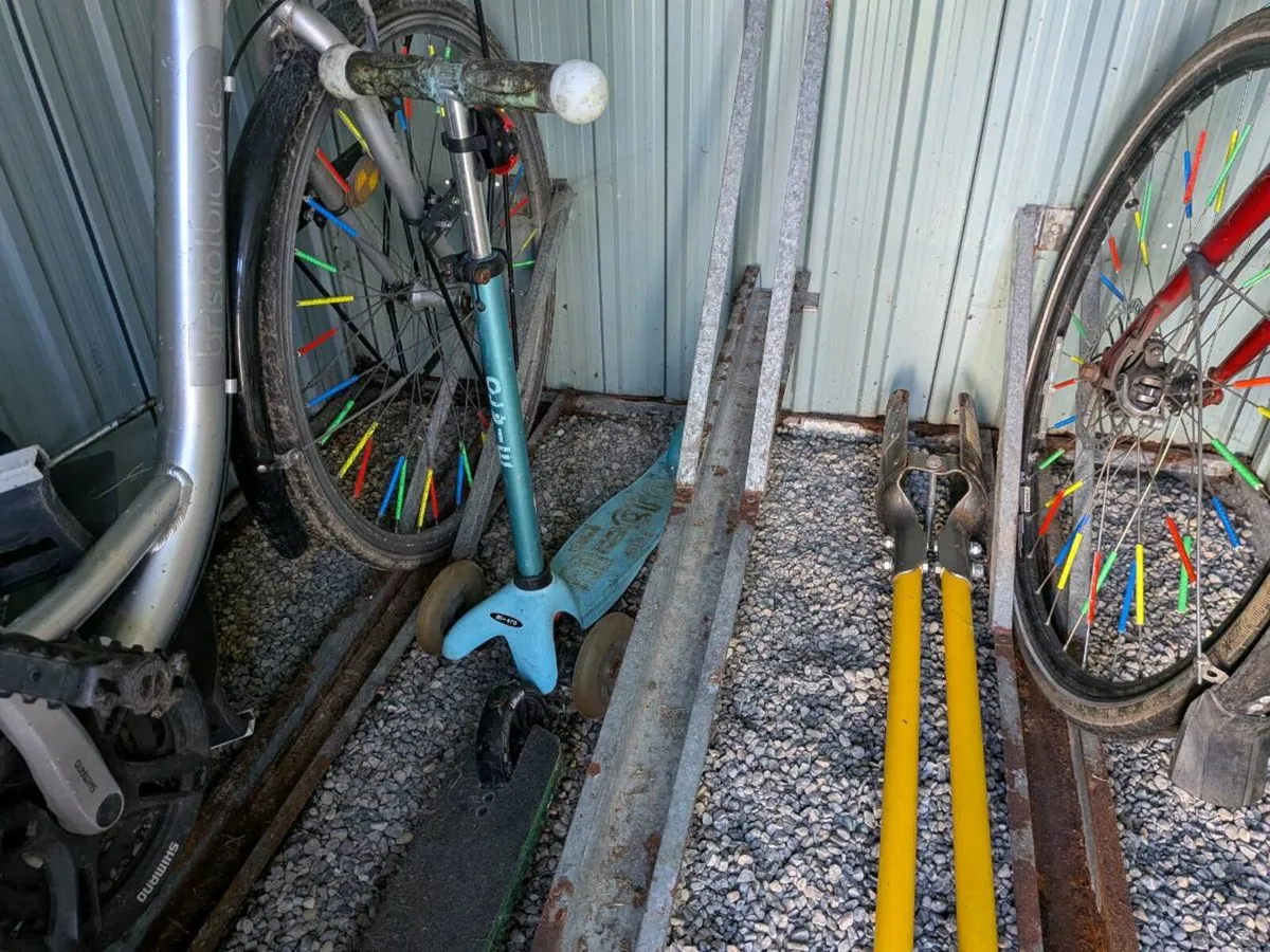 Steel bike shed 5ft - Image 3
