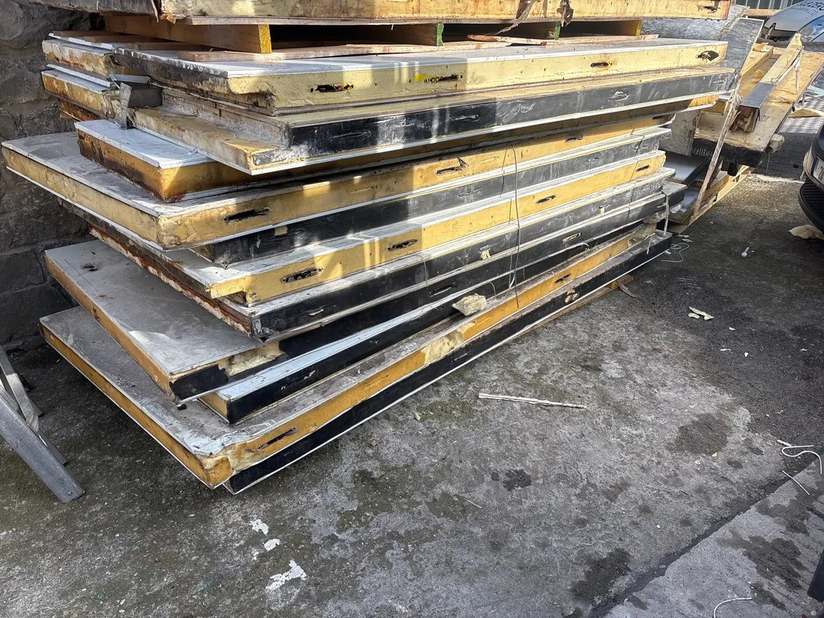 Insulated panels - Image 3