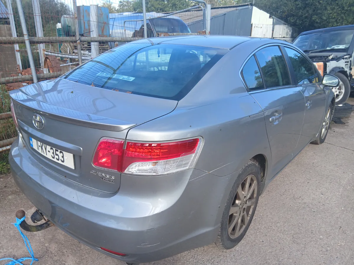 Toyota 11 avensis - Image 3