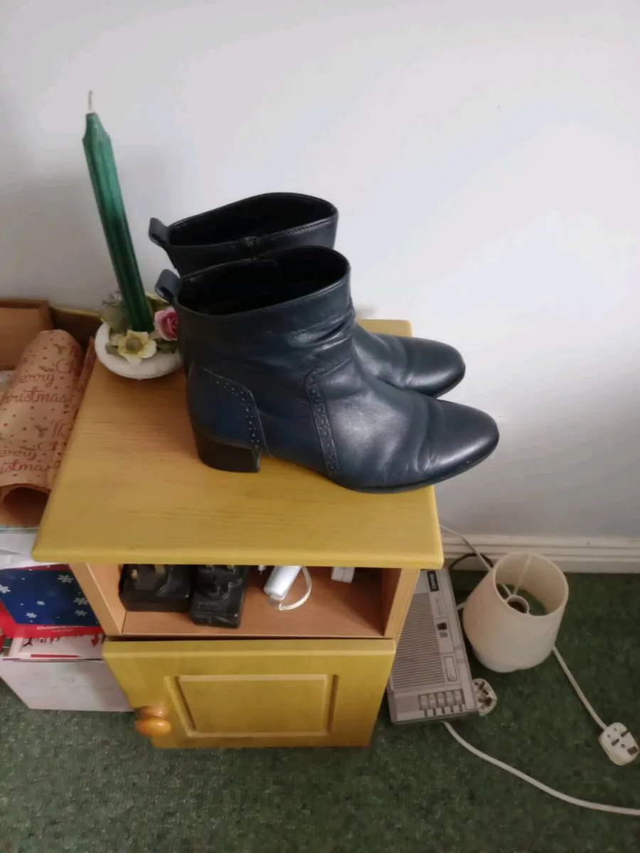 ANKLE BOOTS/NAVY - Image 2
