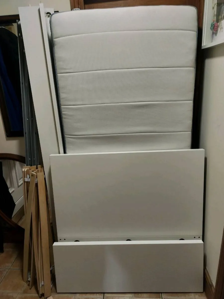 Single bed frame Malm with clean mattress