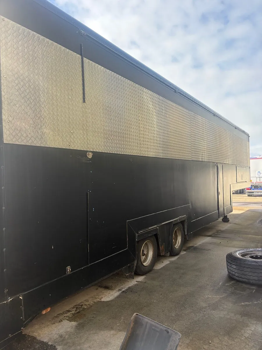 Race trailer motor home 3 cars - Image 3