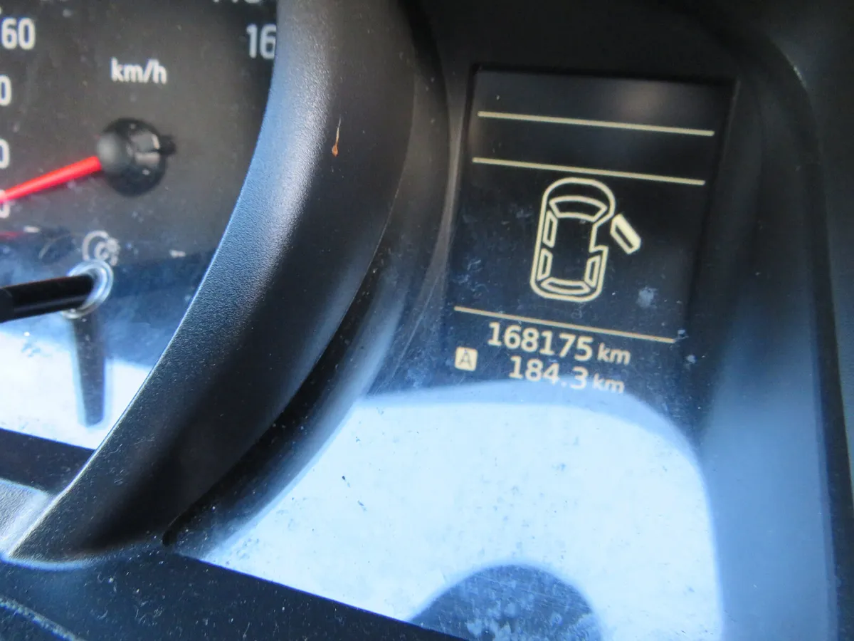 Nissan NV200 2016 LOW MILEAGE DIESEL - Image 4