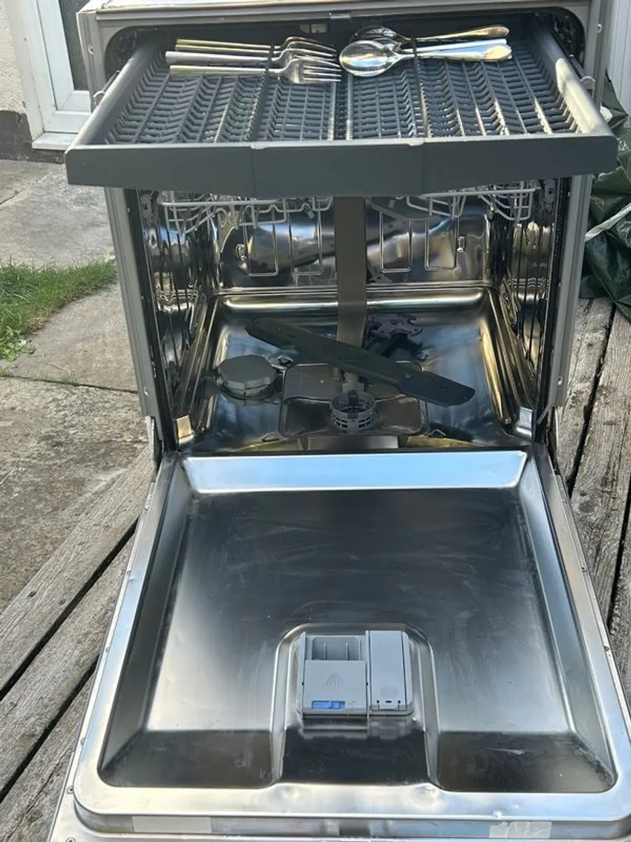 Beko Integrated Dishwasher - Image 1