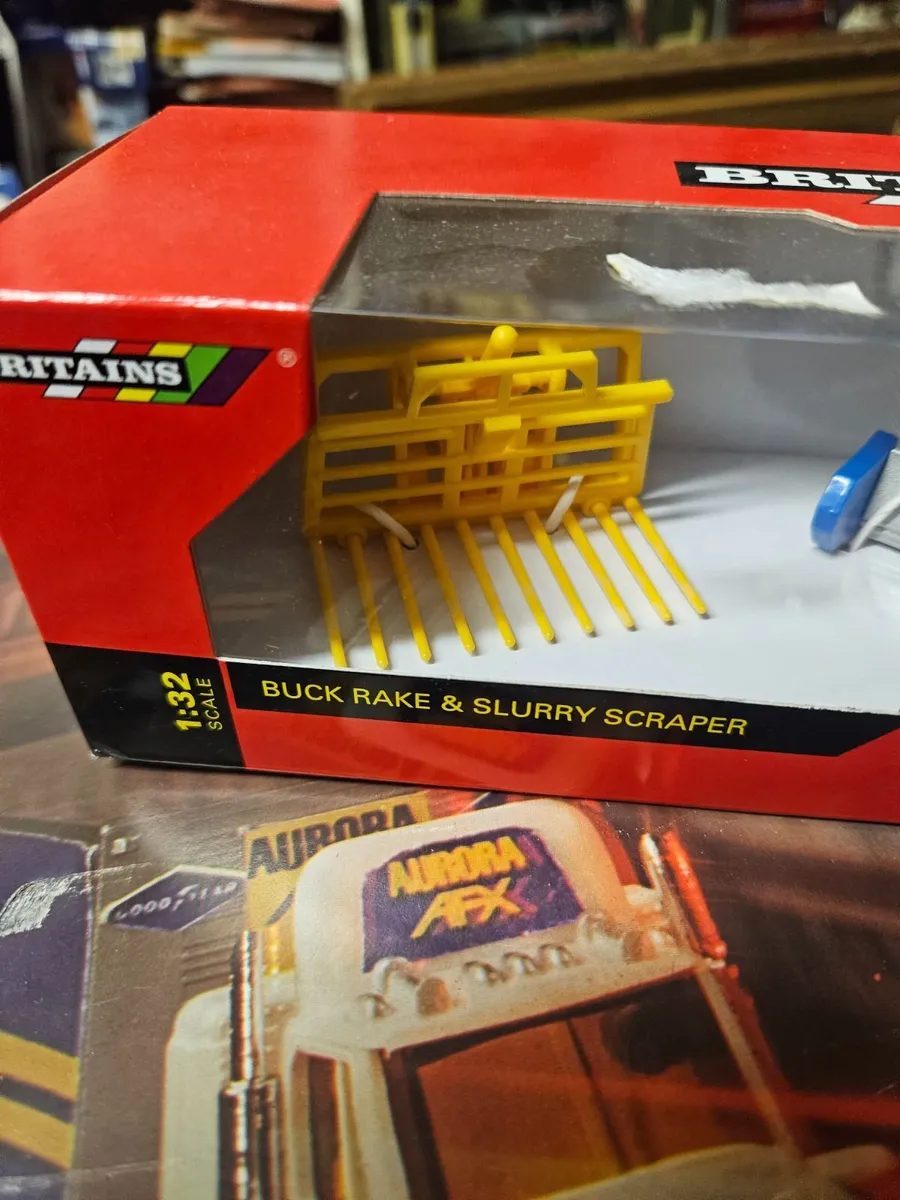 Britain's Buck Rake and Slurry Scraper - Image 2