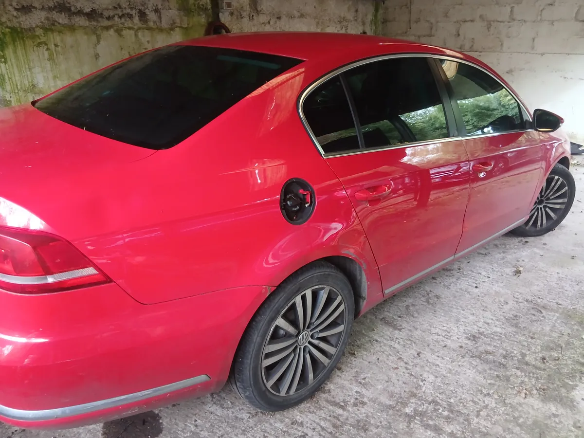 11 VW passat 1.6 tdi - Image 2