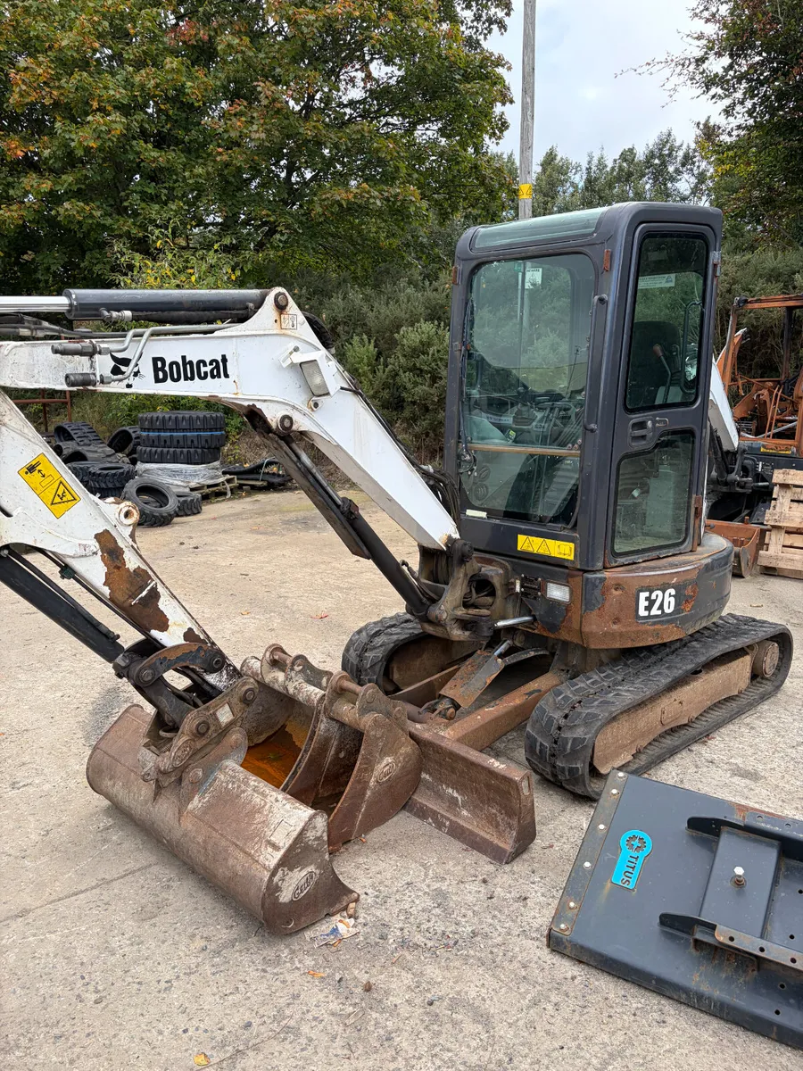 Bobcat E26 - Image 2