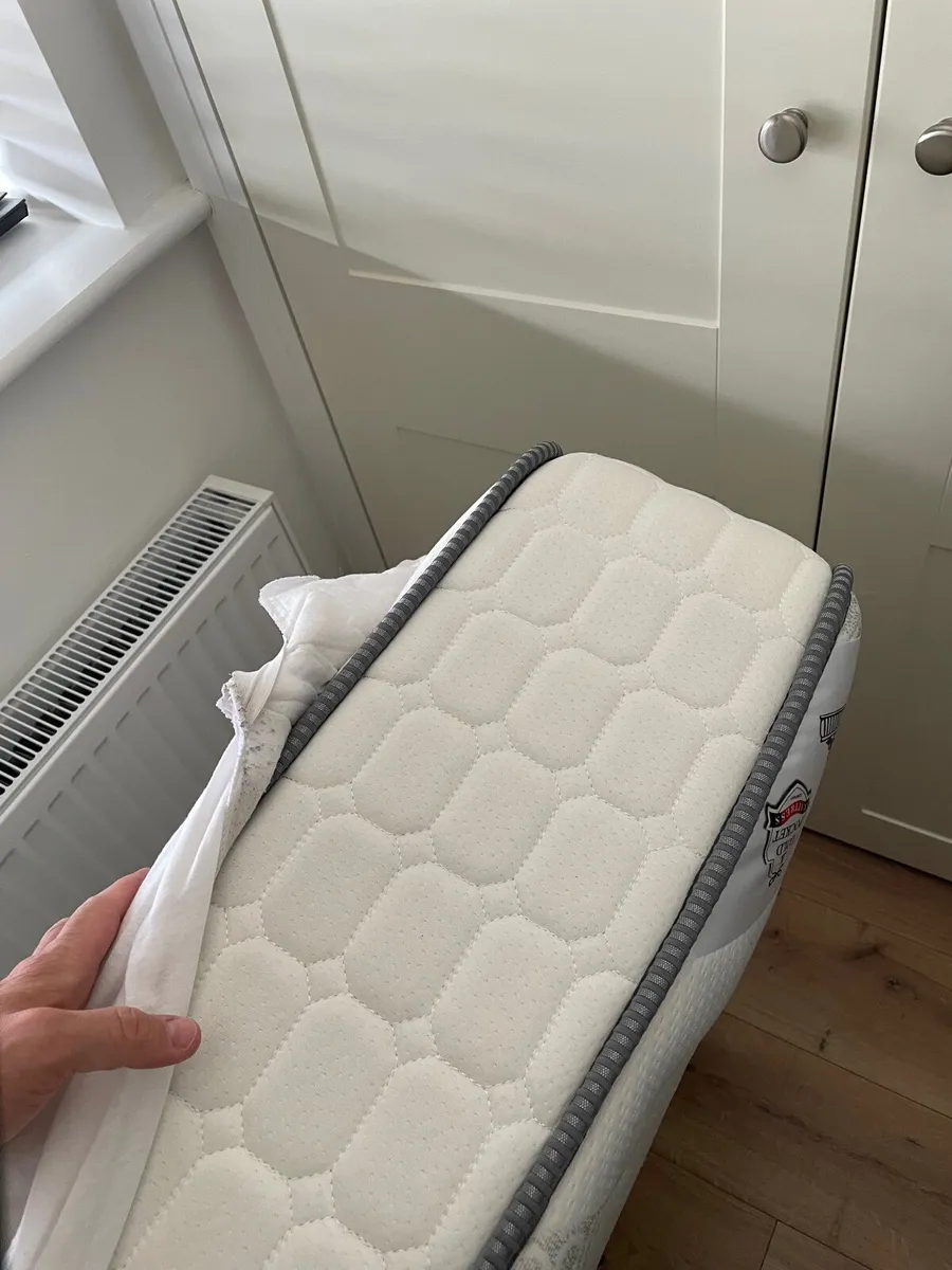 Single mattress - Image 3