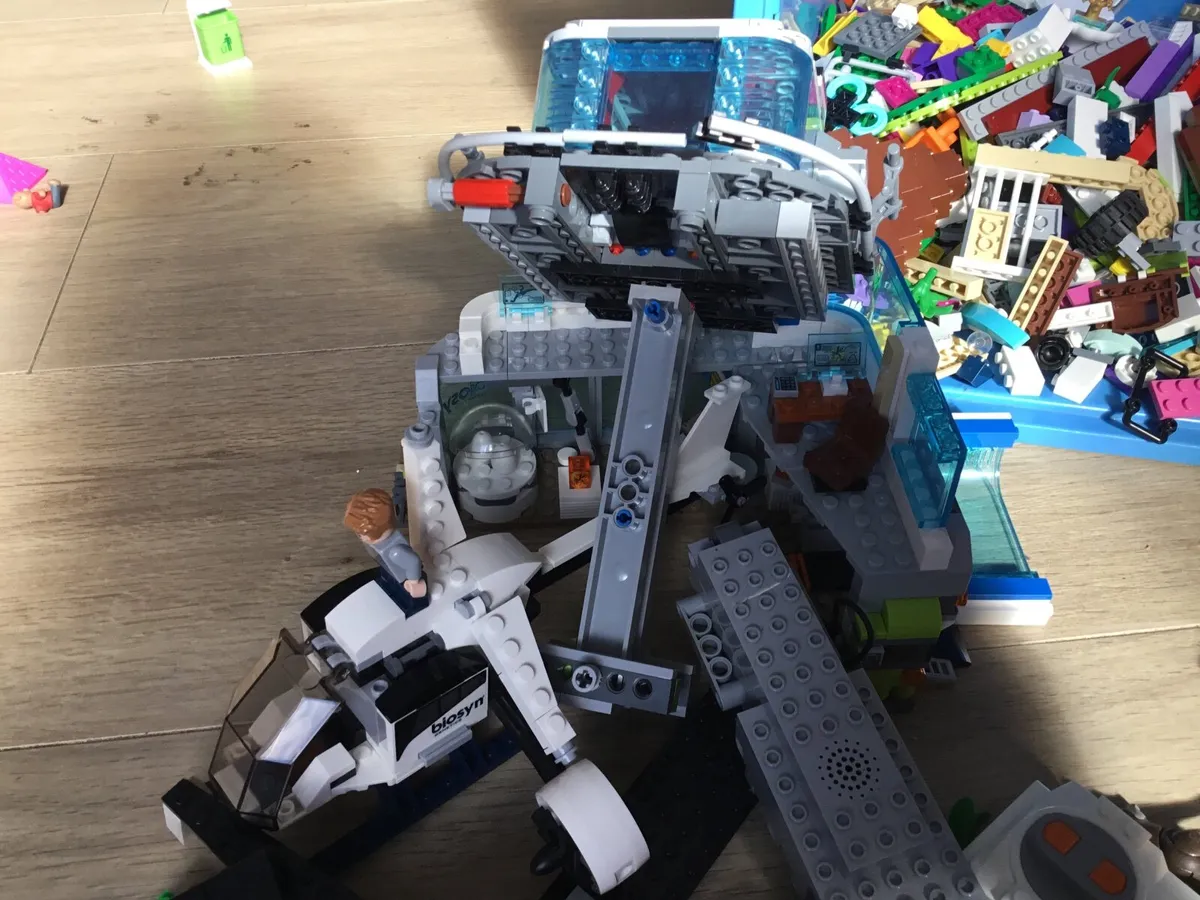 Large Lego Collection - Image 3