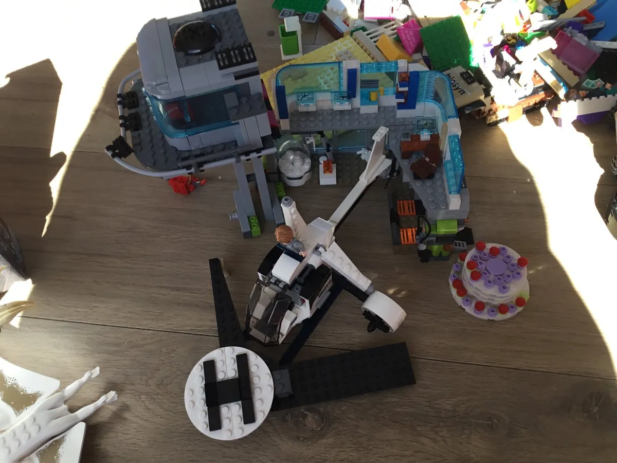 Large Lego Collection - Image 4