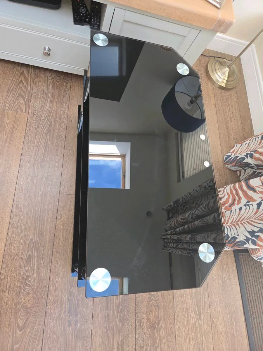 TV Stand - Image 3
