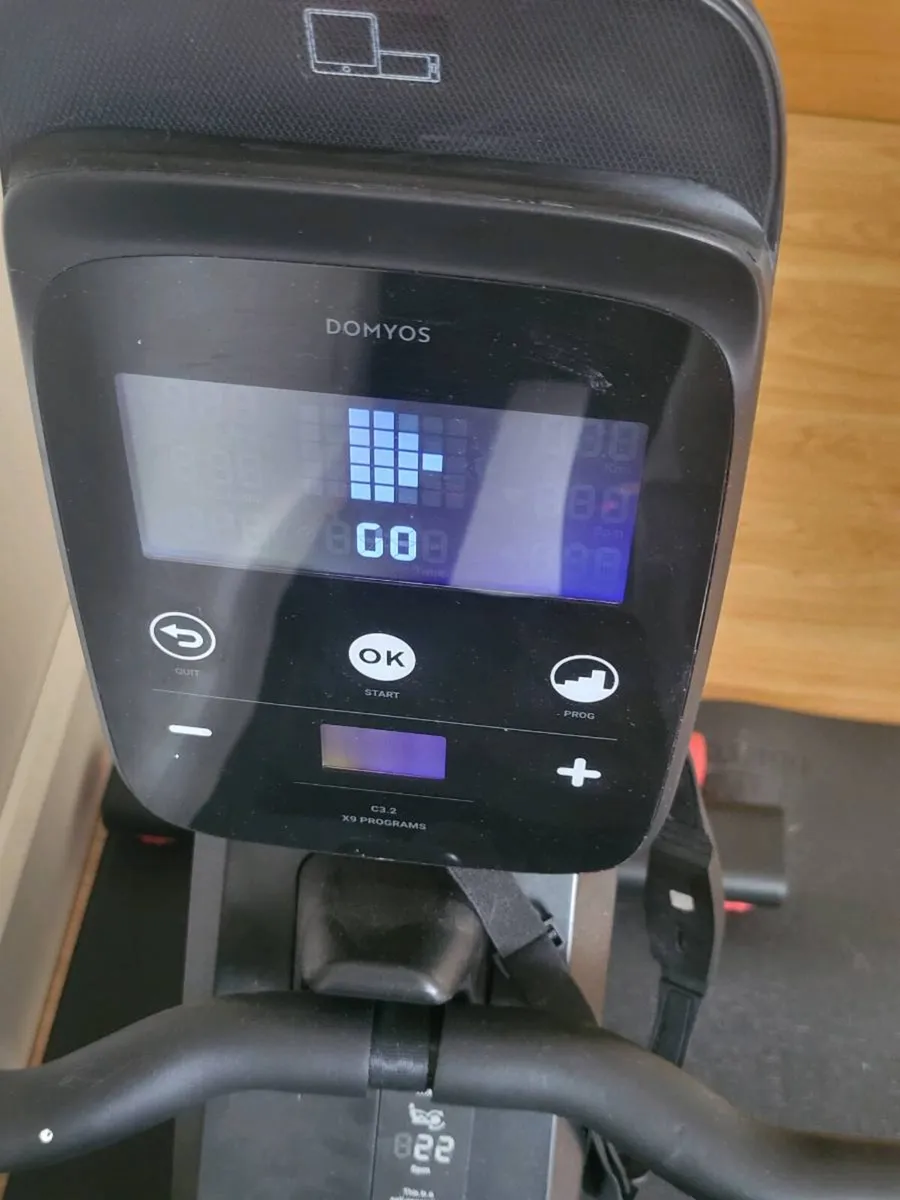 Rowing machine - Image 2