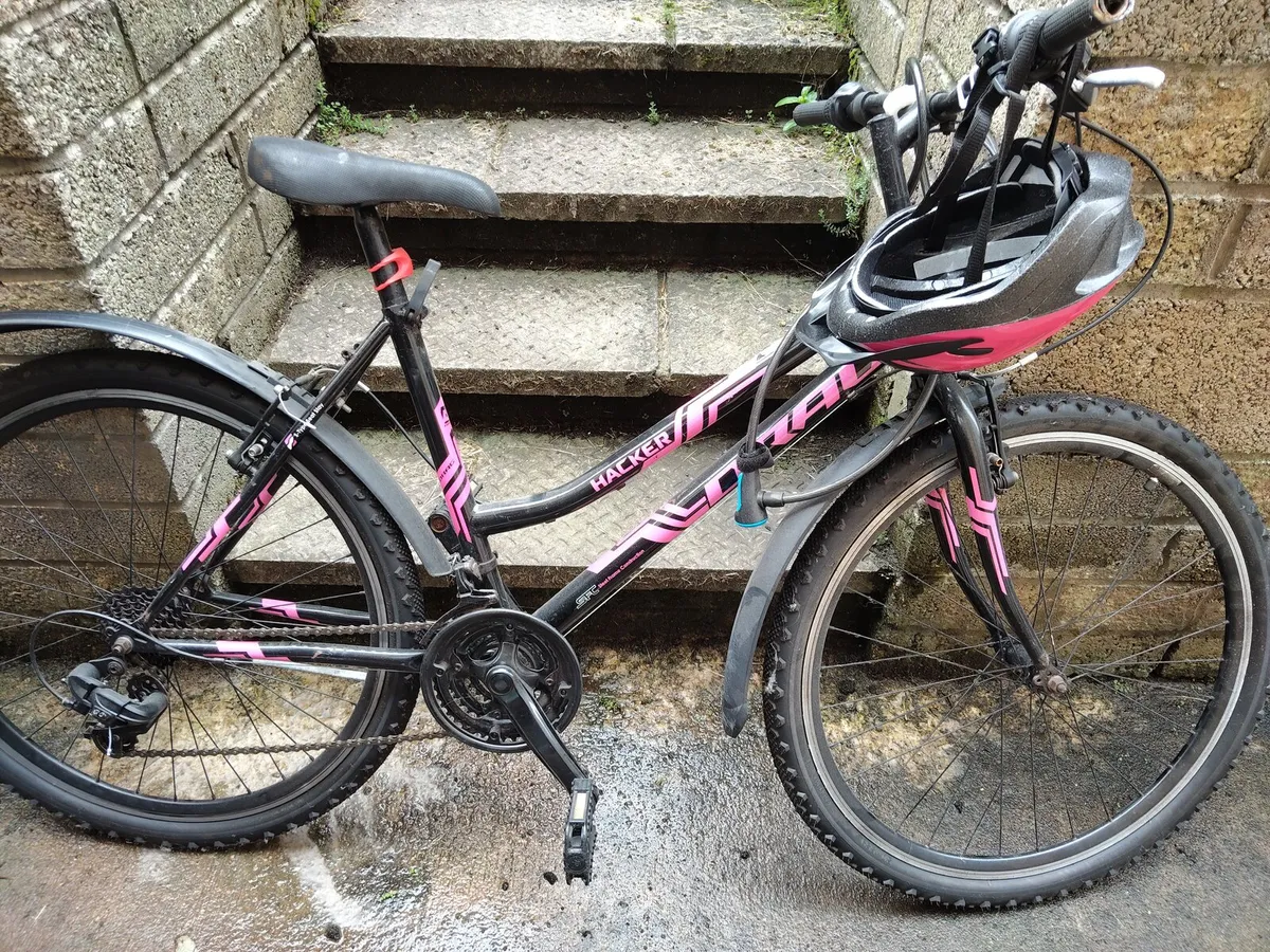 Ladies girl bike - Image 1