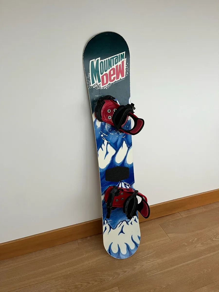 Snowboard - Image 3