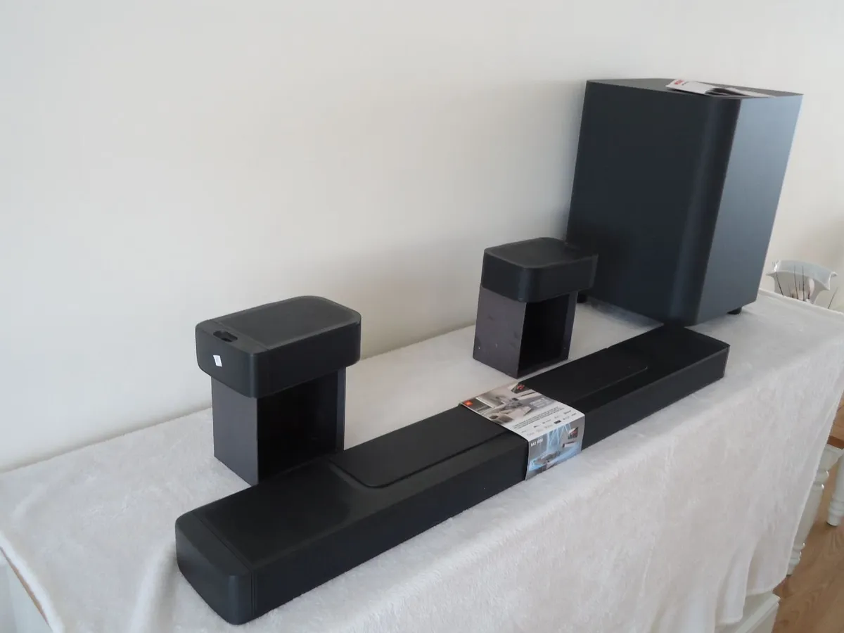 JBL SOUND BAR - Image 1
