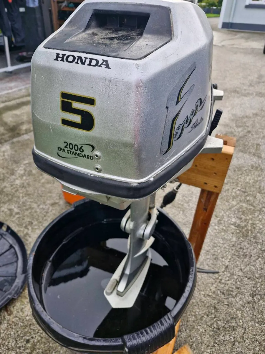 Honda 5hp 4 stroke outboard - Image 2