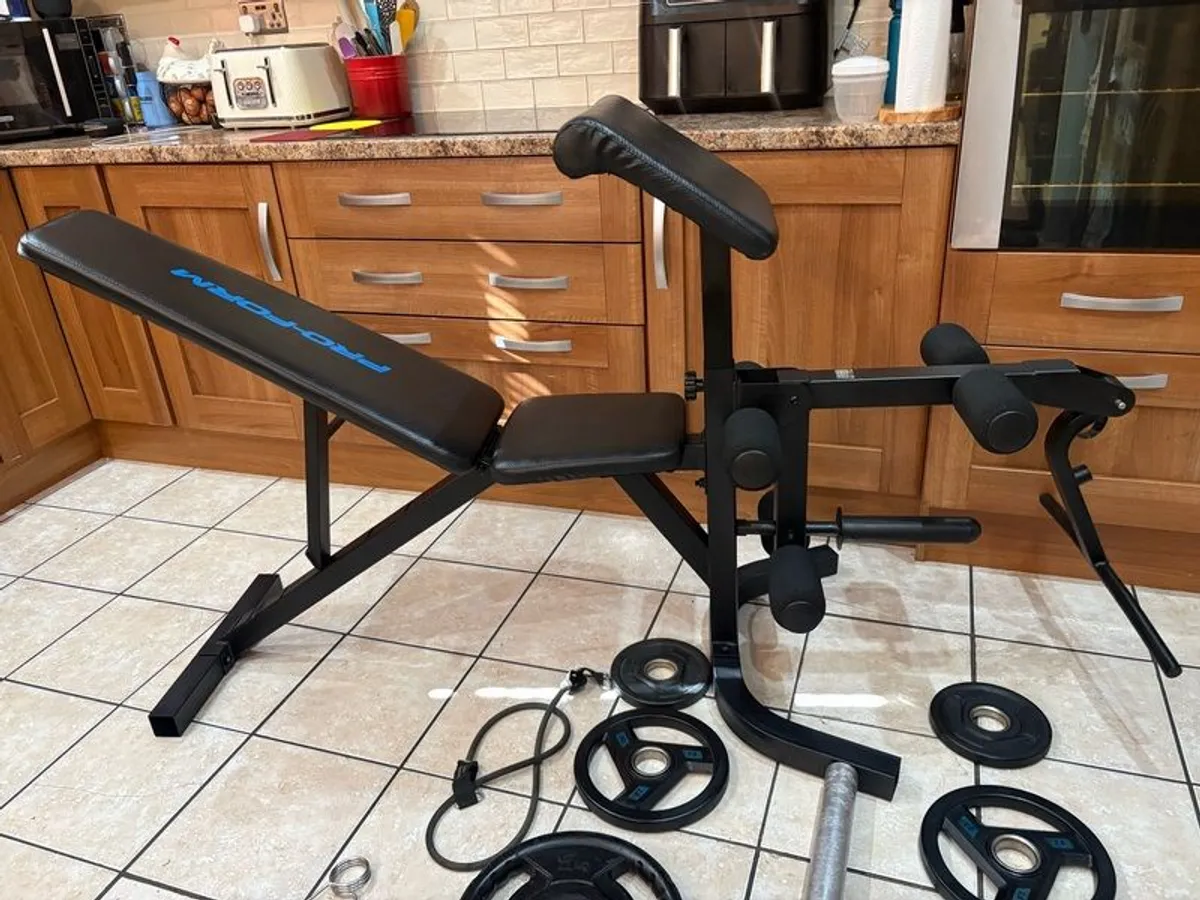 Brilliant Gym All In 1 Weightlifting Set!! - Image 4