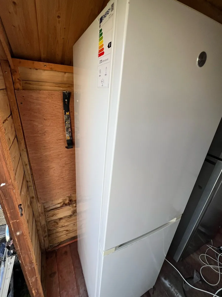 Fridge freezer - Image 2