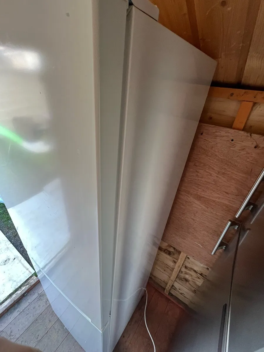 Fridge freezer - Image 3