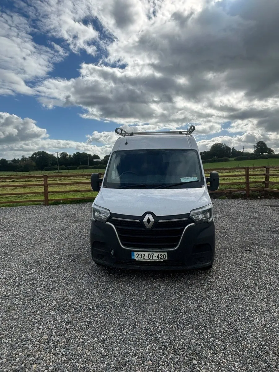 2023 Renault master elwb read add - Image 1