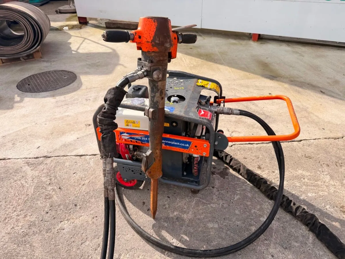 2019 Belle Hydraulic Power Pack & Breaker  Complet - Image 3