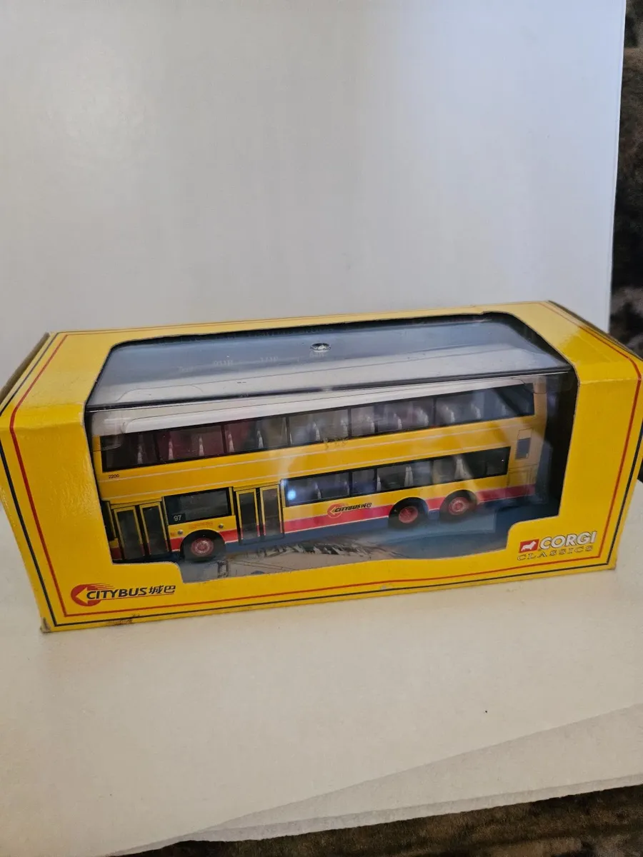 Corgi Bus