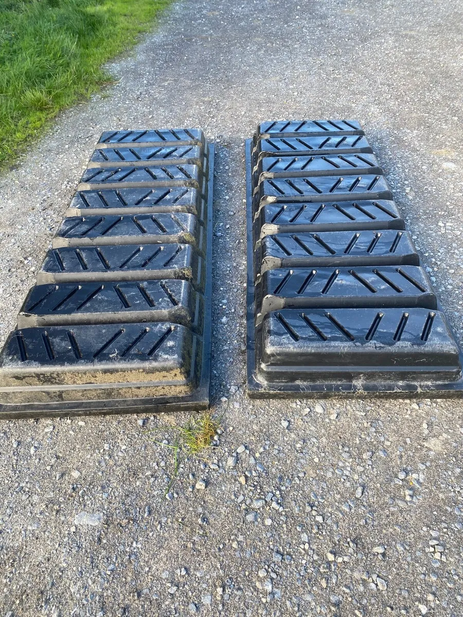 JFC footbaths - Image 2