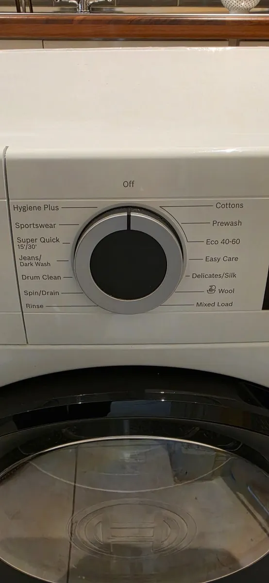 Bosch Serie 4 Washing Machine - Image 2