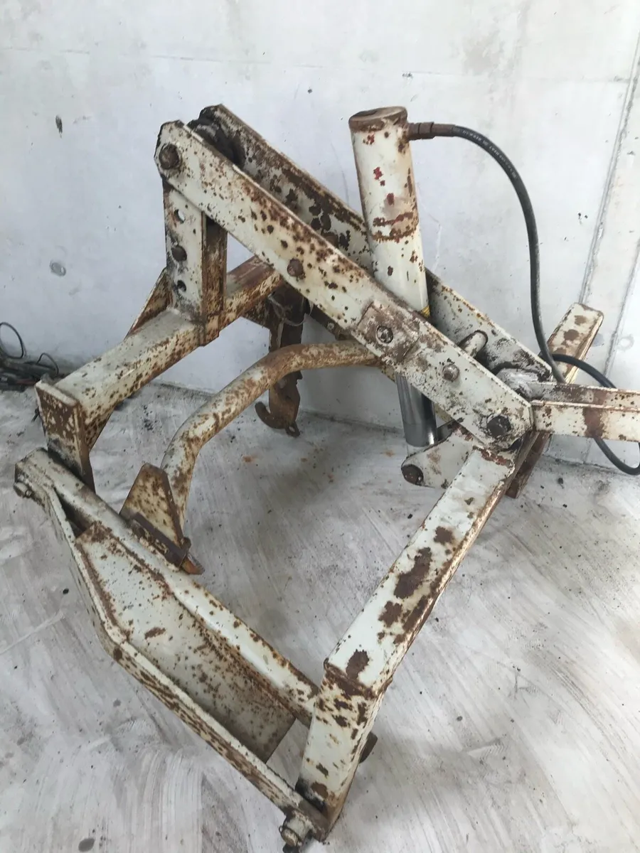 Power harrow linkage - Image 1