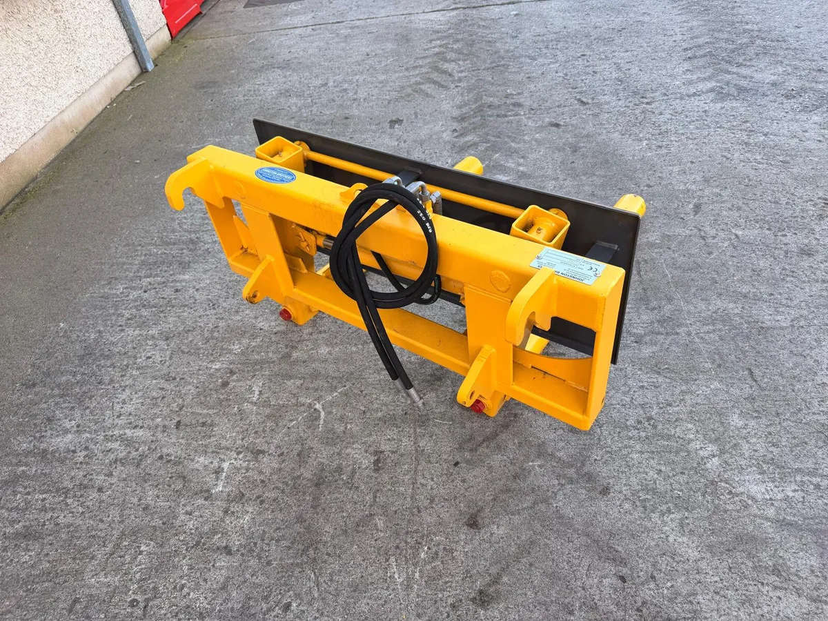 New Johnston Hydraulic Bale Stackers - Image 3