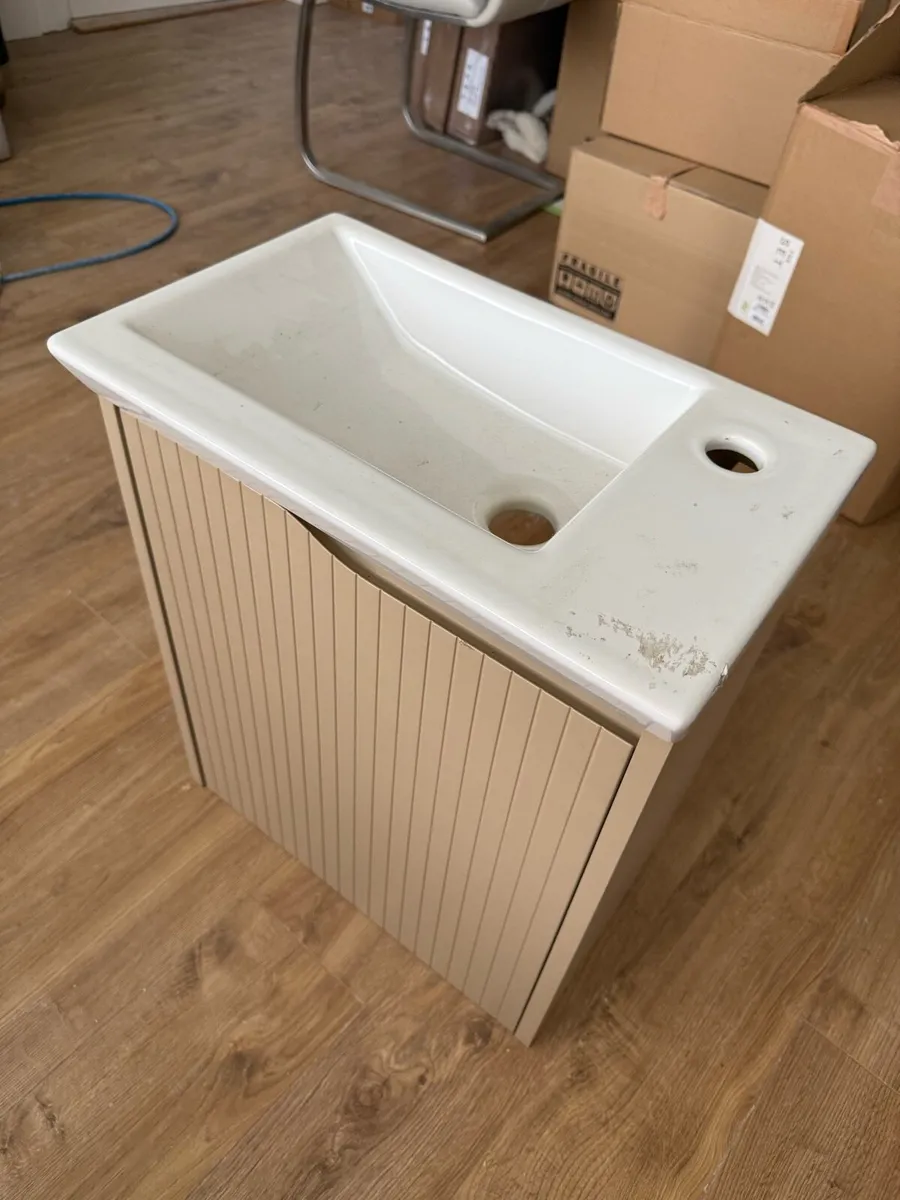 Bathroom sink and cabinet - Image 2