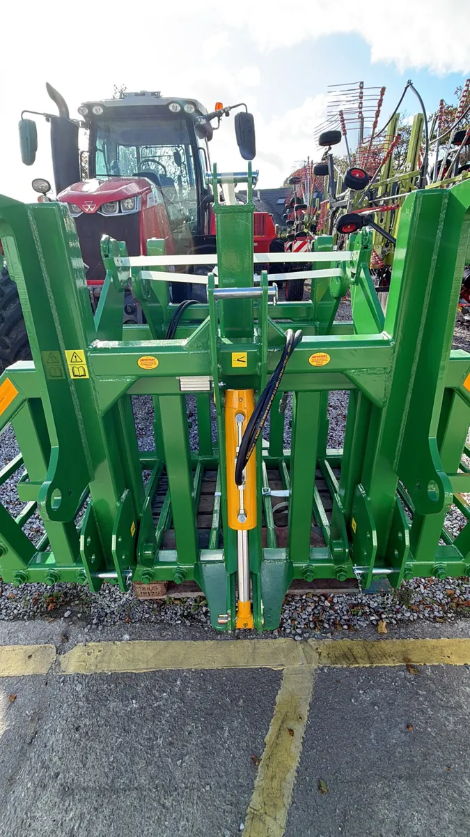 O’Hagen Engineering Stone Forks - Image 3