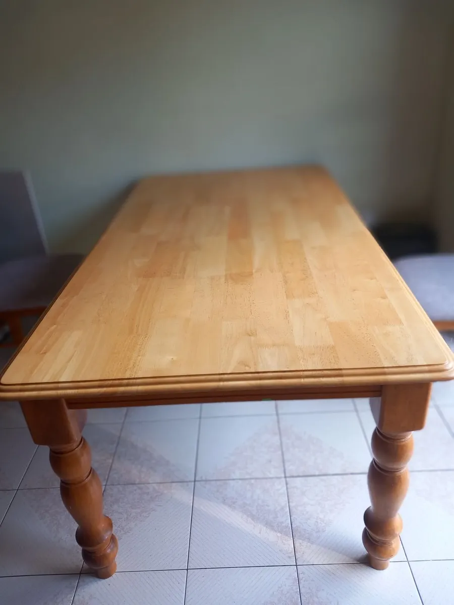 Oak table - Image 1