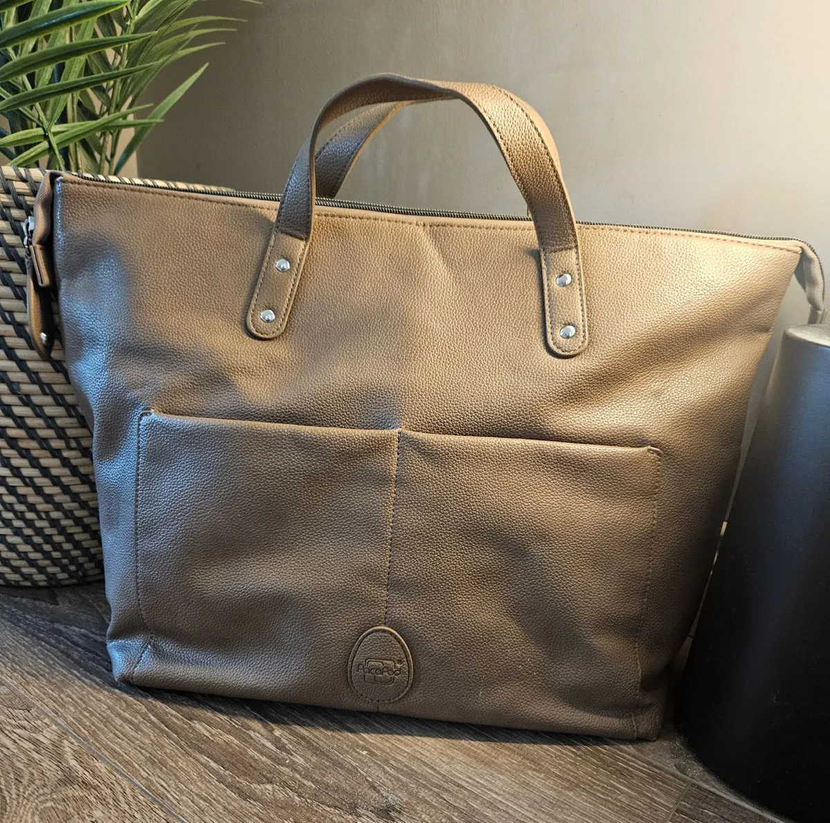 PacaPod Saunton baby changing bag in a pewter/taup - Image 4