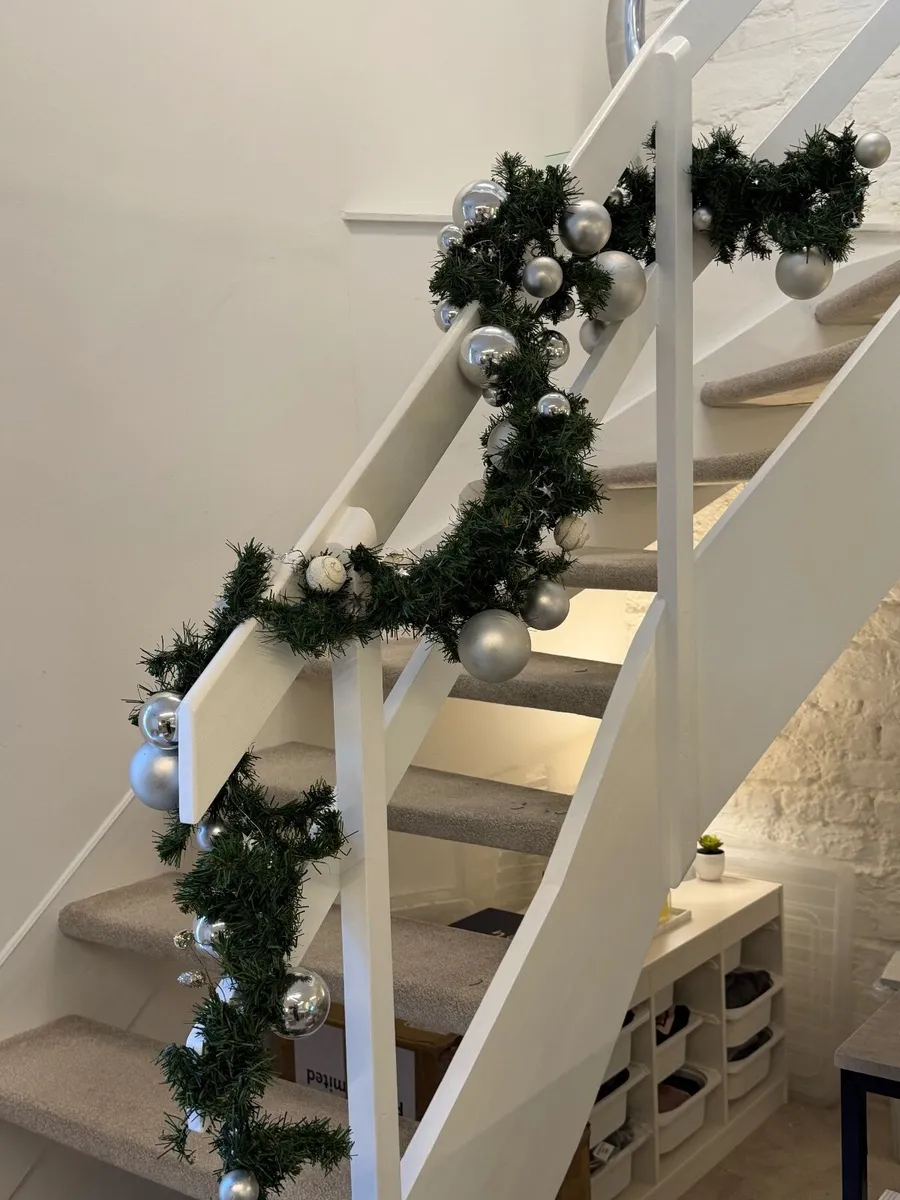 Christmas garlands 7.8ft - Image 1