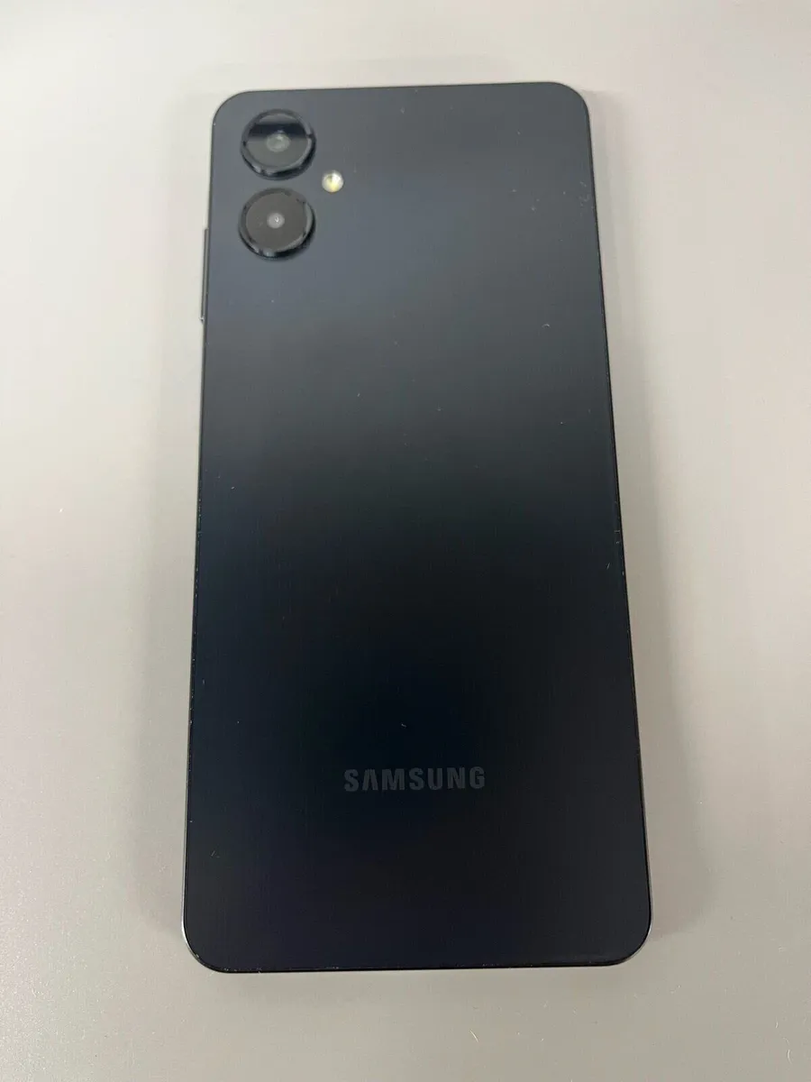 Samsung A06 5G Unlocked Boxed - Image 4