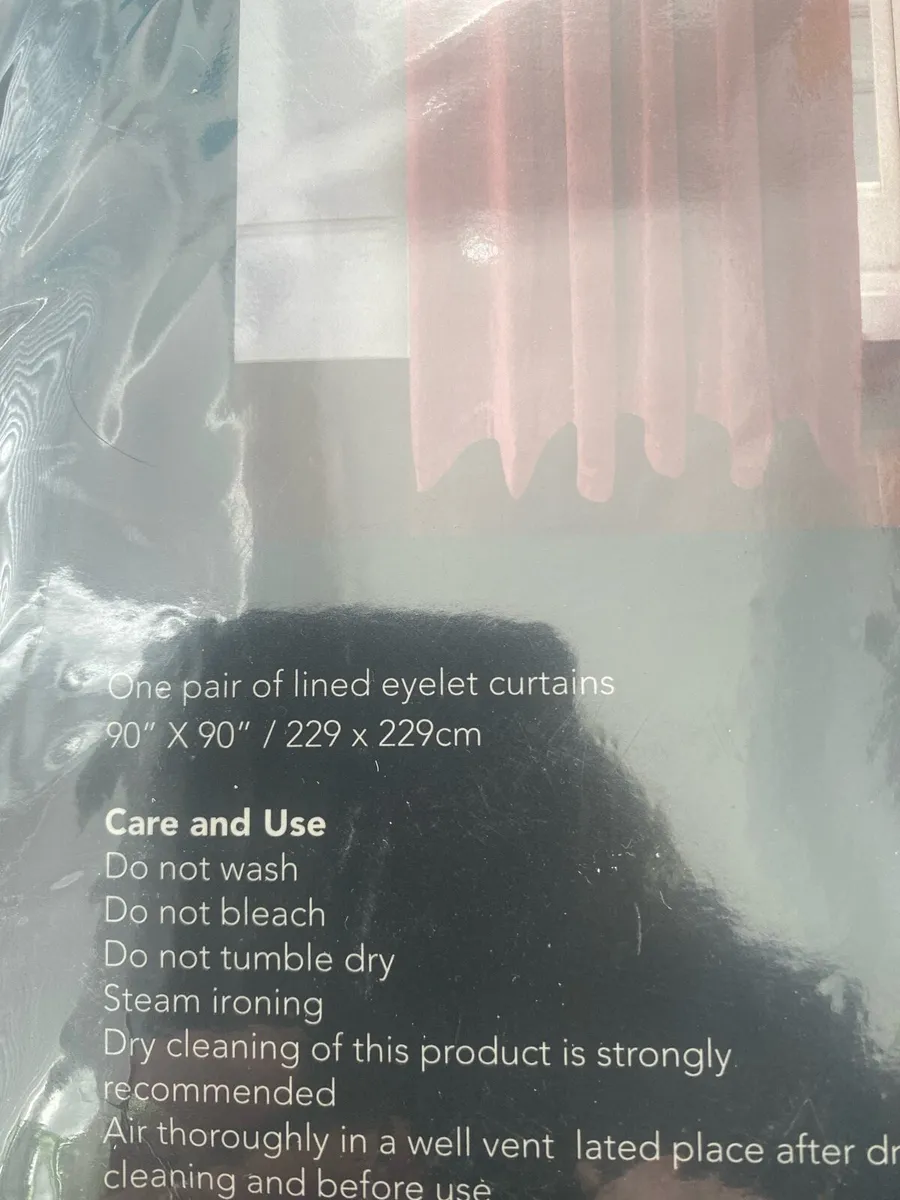 Curtains - Image 4