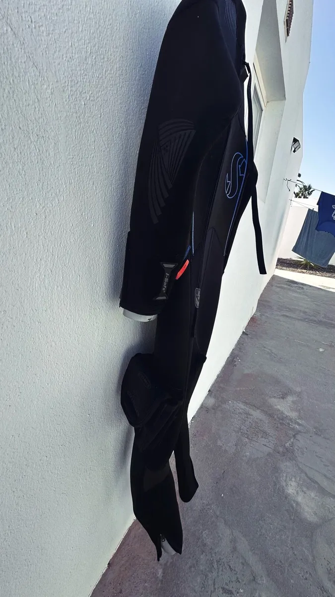 Scubapro 7mm Definition Semi Dry dive suit - Image 4